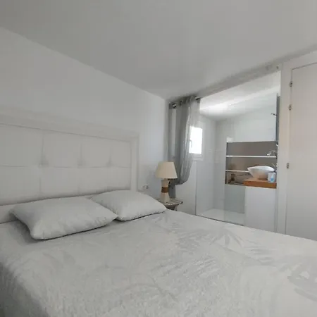 Atico Rhodes Playa Apartment Roses