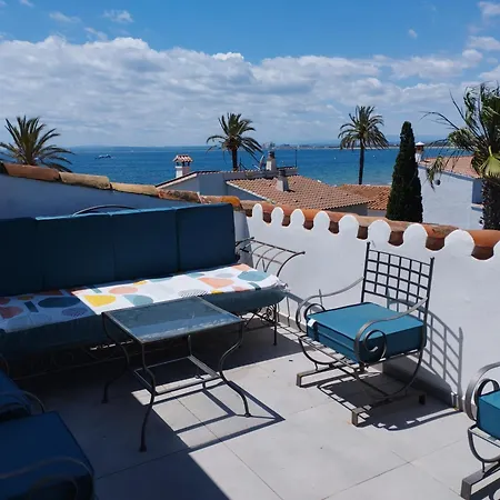 Atico Rhodes Playa Apartment *