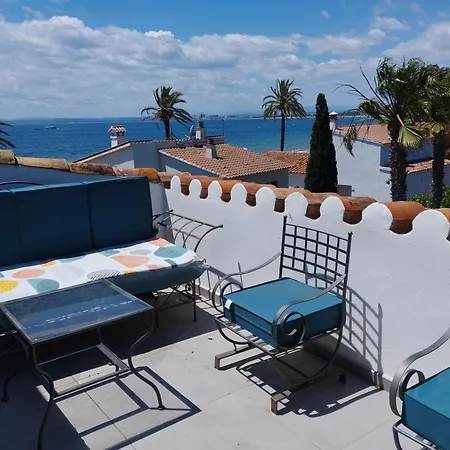 Atico Rhodes Playa Apartment