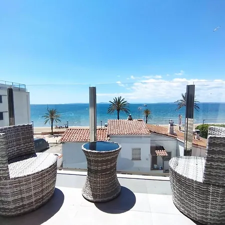 Atico Rhodes Playa * Roses