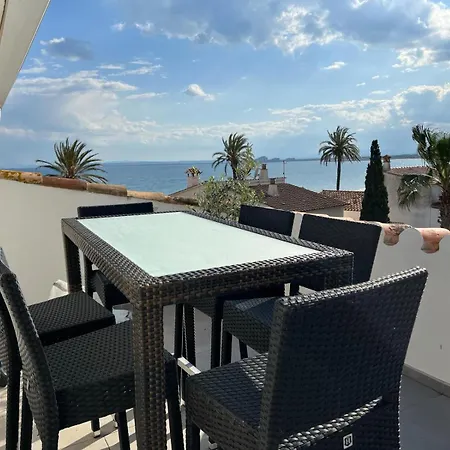Atico Rhodes Playa Apartment Roses